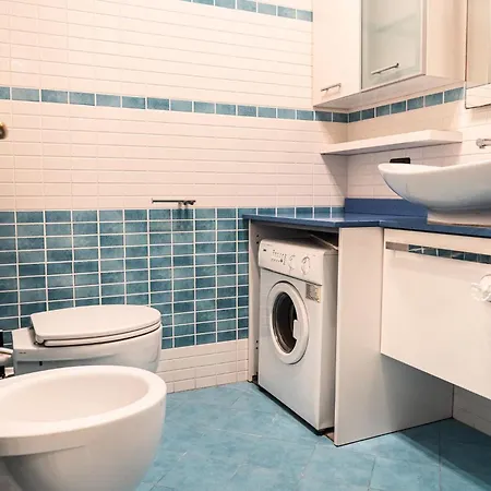 Comfortable Near The In Daire *